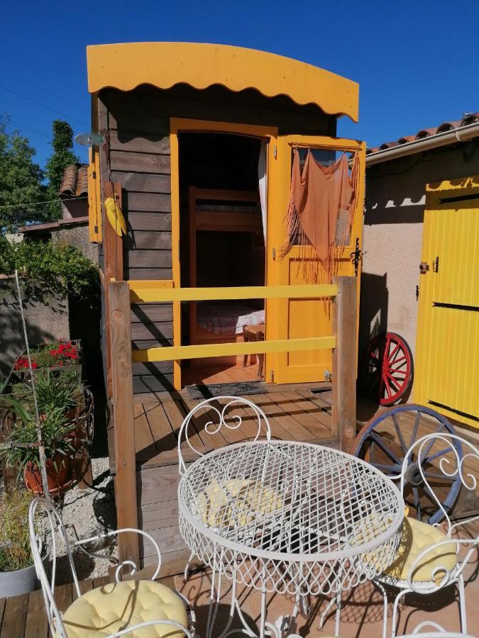 La Fee Viviane Et Michel L'Enchanteur Robion en Luberon Zewnętrze zdjęcie